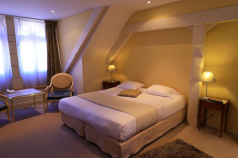 Hotel Le Renoir Sarlat-la-Caneda Exterior photo